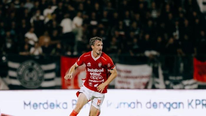 Rizky Dwi Siap Redam 'Profesor' Thom Haye, Targetkan 3 Poin di Kandang Bali United