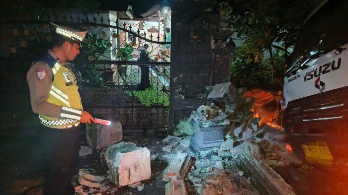 Truk Seruduk Patung hingga Pelinggih Warga di Jembrana Bali, Out of Control di Jalur Tengkorak