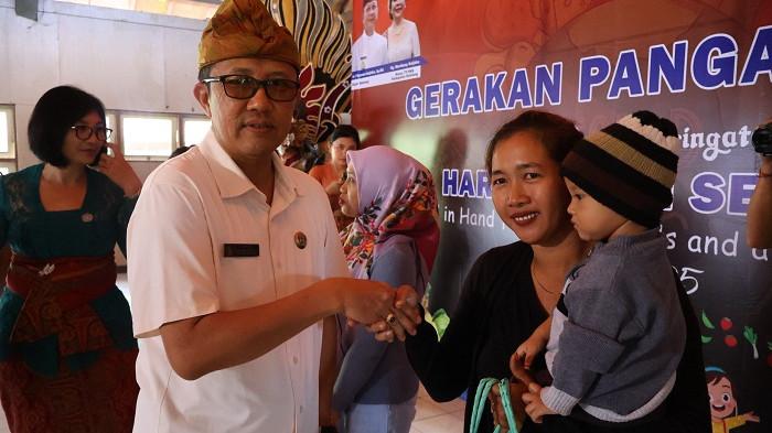 300 Keluarga Beresiko Stunting, Digelontor Paket Bahan Percontohan Pangan B2SA