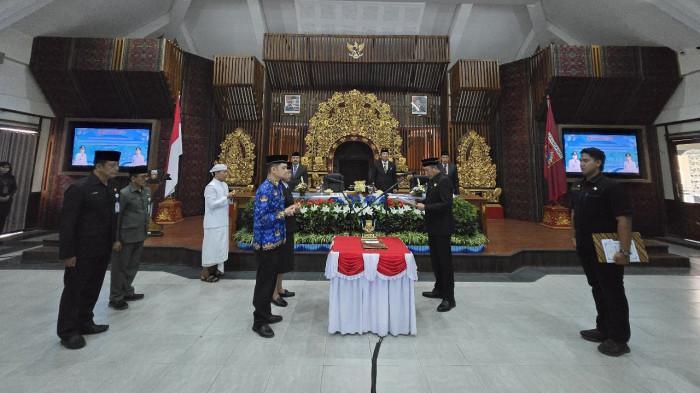 10 Pejabat Karangasem Bali Dilantik, Bupati Gus Par: Tidak Hanya Untuk Memerintah