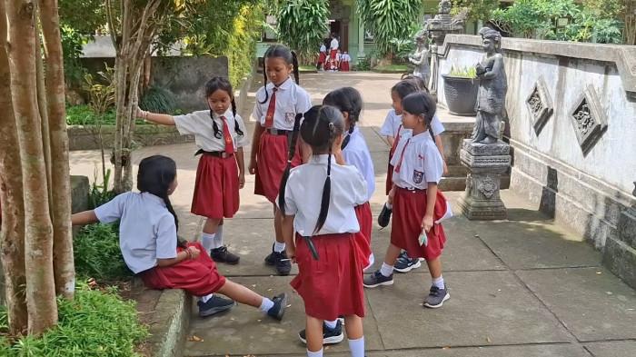 Dispora Bangli Bentuk Tim Anti Bullying di Sekolah
