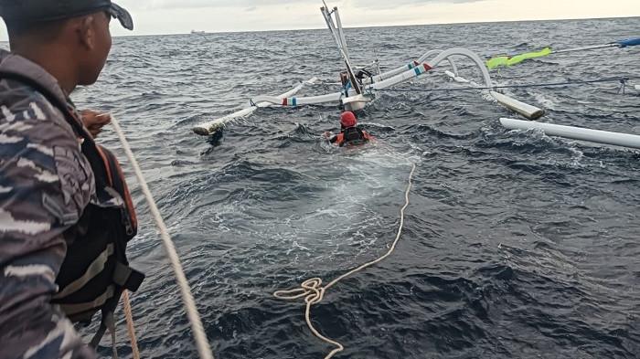 Jukungnya Nyaris Tenggelam di Nusa Penida, Made Sunia Berhasil Diselamatkan Tim SAR