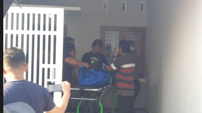 Dosen Wanita Ditemukan Tewas di Sukoharjo: Ada Sayatan di Pipi, Polisi Masih Lakukan Penyelidikan