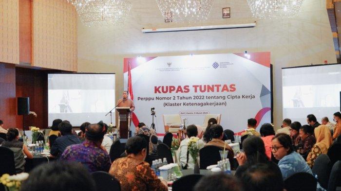 Diskusi Kupas Tuntas Perppu Nomor 2 Tahun 2022 Tentang Cipta Kerja Bersama Perwakilan Pekerja Bali