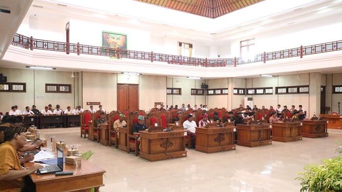 Fraksi Golkar Pertanyakan Rencana Pinjaman Daerah dari Pemkab Buleleng