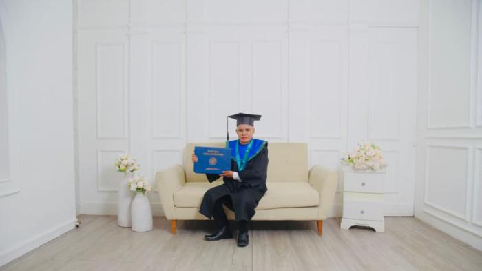 SOSOK Terdius Wisudawan Timor Leste Kuliah Hukum di UMPO Jatim, Ajarkan Persaudaraan Lintas Batas!