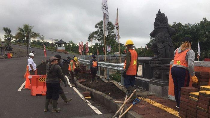 Trotoar Jembatan Titi Sudamala Diperbaiki Rekanan