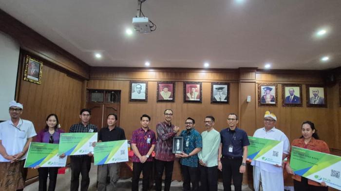 POSE - Universitas Hindu Indonesia (Unhi) menegaskan komitmennya, memastikan seluruh dosen dan pegawai di lingkungan kampus, terdaftar dalam program BPJS Ketenagakerjaan sebagai bentuk perlindungan tenaga kerja.