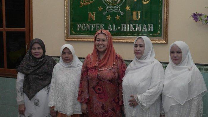 Canangkan Program Santripreneur, Yenny Wahid: Ganjar-Mahfud Punya Kepedulian Besar untuk Pesantren