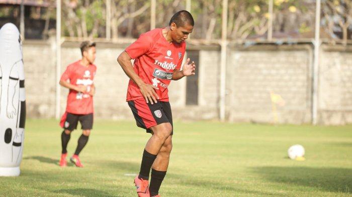 Aldino Herdianto berlatih di Bali United.