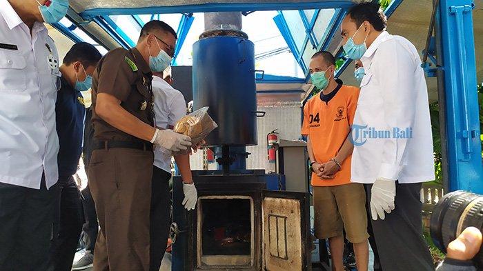 BNN Provinsi Bali Musnahkan Barang Bukti 90 Gram Sabu dan Ganja Seberat 859,42 Gram