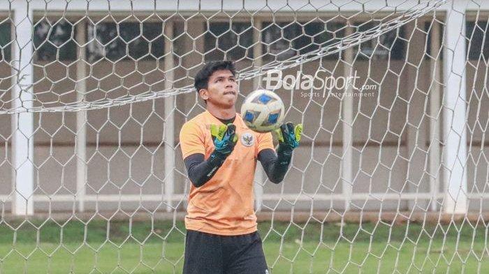 Cahya Supriadi Kejar Posisi Utama Kiper Timnas U-20 Indonesia Pasca Sembuh dari Cedera
