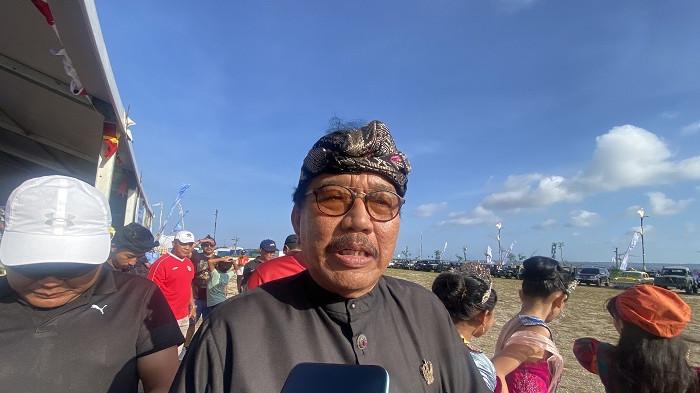 SOSOK - Ketua Perhimpunan Hotel dan Restoran Indonesia (PHRI) Bali, Tjokorda Oka Artha Ardana Sukawati, alias Cok Ace saat ditemui di Festival Budaya Maritim Bali Pelindo Benoa, Minggu 28 September 2025.