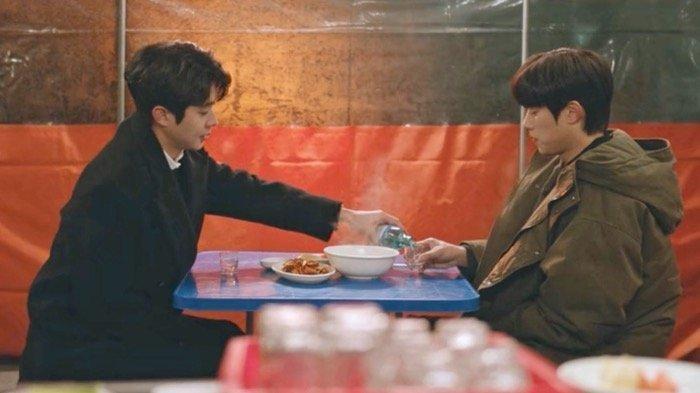 Sinopsis Drama Korea Our Beloved Summer Episode 15, Lukisan Ung Dikritik Kritikus