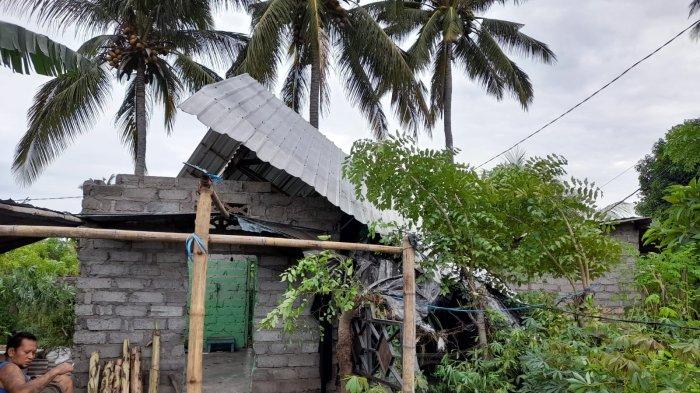 Enam Rumah Warga Desa Banyupoh Gerokgak Buleleng Rusak Disapu Angin Kencang, Begini Kondisinya