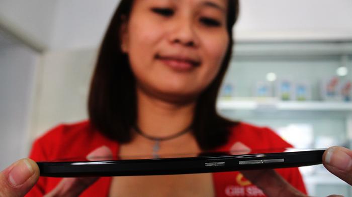 Asus Zenfone 6 Dilindungi Teknologi Corning Gorilla Glass 3