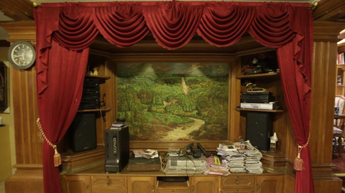 Sulap Ruang Bawah Tangga Jadi Ruang Belajar