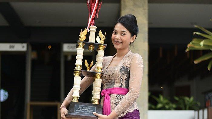 Muda Berjaya! Resepsionis The ONE Legian Hotel Jadi Jawara Receptionist of The Year 2019