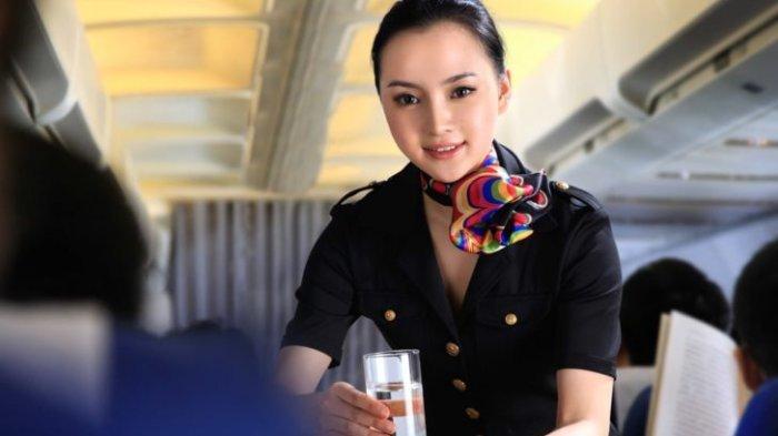 Pernah Bertanya-tanya, Di Mana Pramugari dan Pilot Tidur di Pesawat? Ternyata Ada 'Tempat Rahasia'