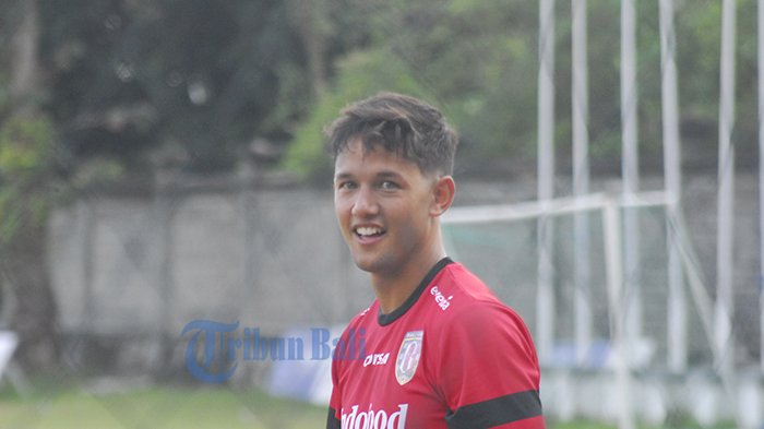 Tak Lagi Trauma, Irfan Bachdim Siap Diturunkan saat Hadapi Barito Putero