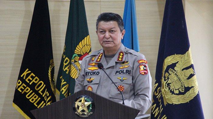 Kokrakli jozibali kaltaklar Kokrakli jozibali kaltaklar