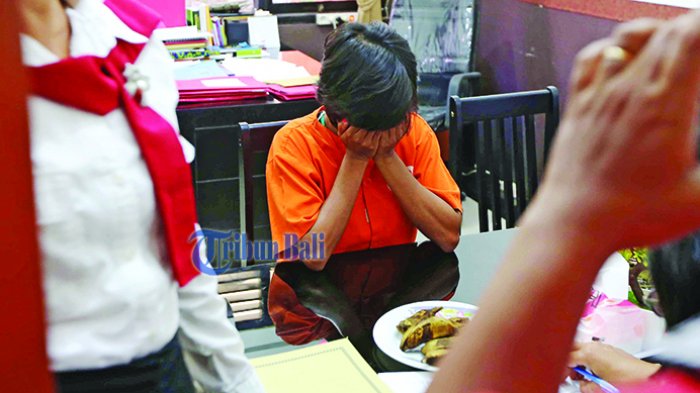 Mariana Siksa Bayinya Akibat Cemburu, Tegaskan Tak Memeras Ayah Biologis Bayi J
