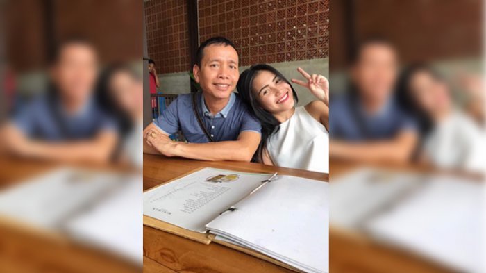 Ayah Rozak Ungkap Rencana Pernikahan Ayu Ting Ting yang Hanya Akan Dihadiri Kerabat Dekat