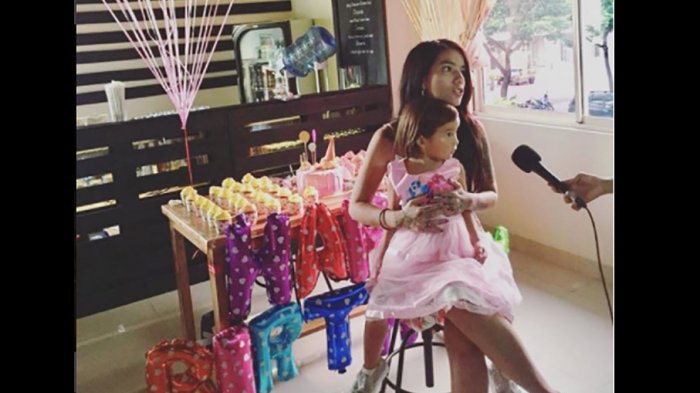 Rayakan Ultah Putrinya, Sheila Marcia Kini Terlihat Lebih Cantik dan Terawat