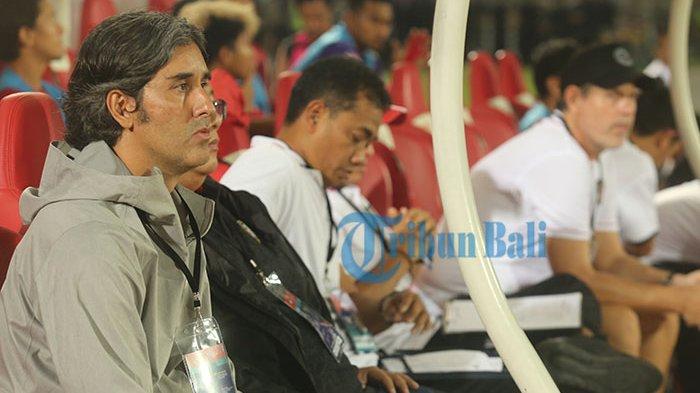 Coach Teco Sebut Wasit Sama Seperti Pemain dan Pelatih, Ada Kurang Lebihnya