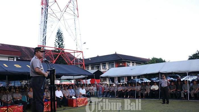 Irjen Sugeng Singgung Kerusuhan Ormas Saat Pimpin Apel Terakhir Sebagai Kapolda Bali