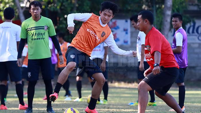 Ini Alasan Sutanto Tan dan Iswandi Memilih Hengkang dari Bali United