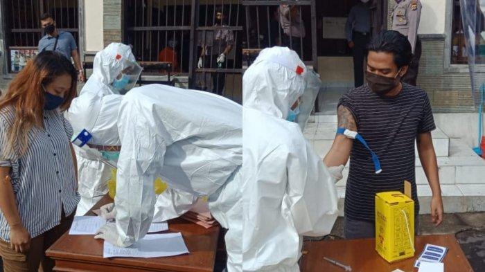 Tahanan di Polres Klungkung Jalani Rapid Test COVID-19