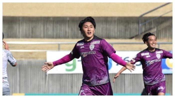 BOBOTOH Desak PERSIB BANDUNG Rekrut Pemain Jepang ini, Pernah Dapat Gelar Top Skorer