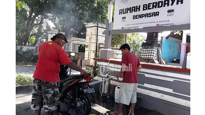 ODS Rumah Berdaya Buka Usaha Cuci Motor, Sehari Cuci hingga 10 Motor