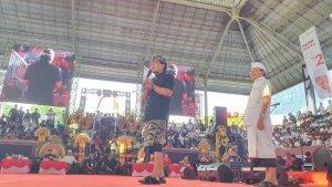 10-Ribu-Massa-Hadiri-Kampanye-Akbar-Koster-Giri-Rencanakan-Pembangun.jpg
