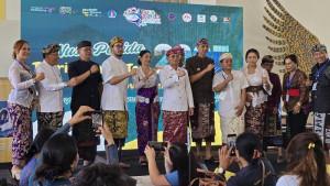 Acara-launching-kapal-selam-di-sela-sela-Nusa-Penida-Festival-2025-485.jpg