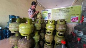 Aktivitas-di-pangkalan-Bayu-Sedana-Penatih.jpg