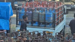 BARANG-BUKTI-Kondisi-barang-bukti-tabung-gas-dalam-kasus-gas-oplosan.jpg