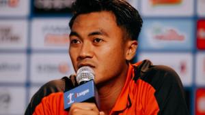 BERI-KETERANGAN-Bek-Bali-United-Rizky-Dwi-Febrianto-mengungkapkan-siap-Hadapi-Persib.jpg