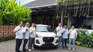 BERPOSE-Media-gathering-Astra-Daihatsu-di-Kota-Denpasar-Bali.jpg