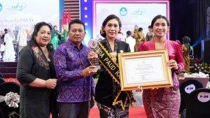 Bunda-PAUD-Gianyar-Ida-Ayu-Surya-Adnyani-Terima-Apresiasi-Bunda-PAUD-Tingkat-Nasional.jpg