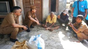 Bupati-Klungkung-Berikan-Motivasi-dan-Bantuan-untuk.jpg