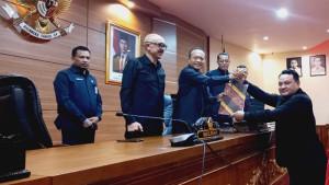 DPRD-dan-Pemkab-Bangli-telah-menyetujui-tiga-Rancangan-Perda.jpg