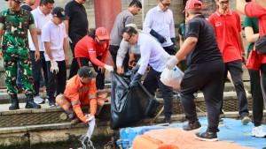 Denpasar-bergandeng-tangan-memulihkan-kota-pasca-banjir.jpg