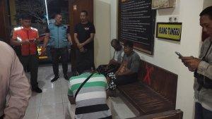 Dua-nelayan-yang-alami-musibah-perahu-terbalik.jpg