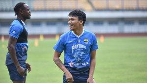 Ferdinand-Sinaga23.jpg