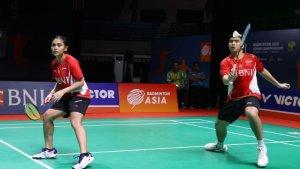Fix-Emas-Perak-Lagi-Bagi-Indonesia-Final-BWF-Junior-U19-Ganda-DarrenBernadine-vs-EricMedina.jpg
