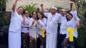 Foto-Keluarga-Sang-Made213.jpg