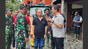 Gubernur-Bali-Wayan-Koster-saat-meninjau-daerah-terdampak-banjir.jpg