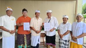 I-Wayan-Gede-Sudarta-terima-dukungan-tertulis.jpg